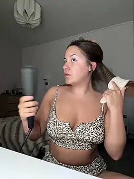 AlyssaAngell online show from 10-09-25, 05:02