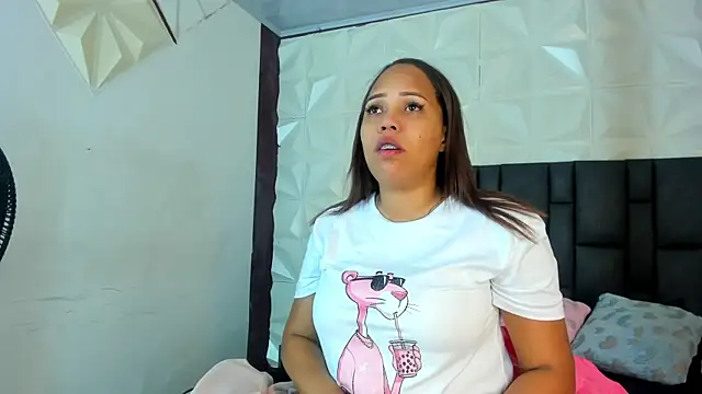 BustyGlow online show from 09-13-25, 10:48