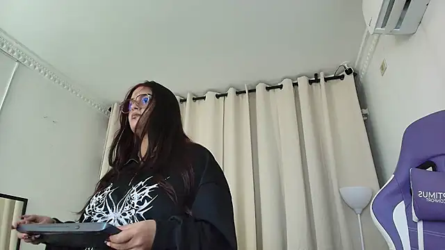 Abby Raschell online show from 07-24-26, 03:24