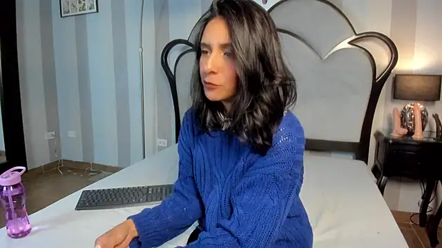 MiaAmore  online show from 02-20-26, 06:54