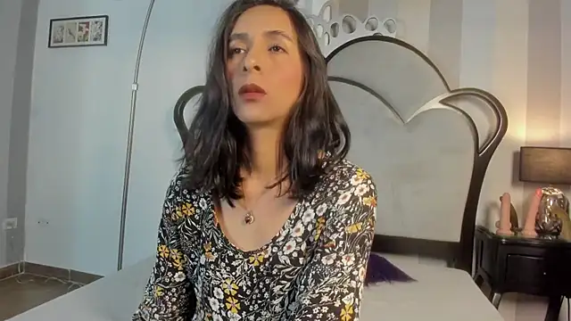 MiaAmore  online show from 04-02-26, 02:46