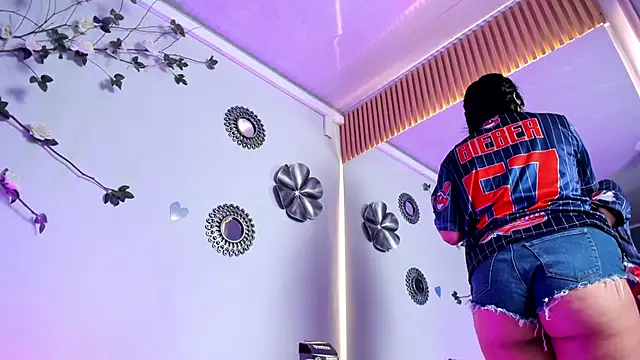 emy williams online show from 04-16-26, 09:39