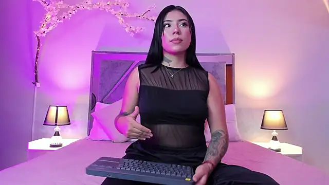 emy williams online show from 03-16-26, 07:27