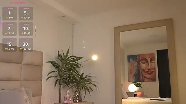 SophieCollins 1 online show from 05-09-26, 11:46