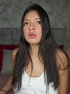 ashleythompson2025 online show from 01-12-26, 12:56