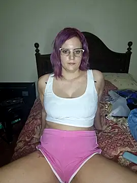 Snapshot of bardot55 chatting on 10-17-25, 06:10 bardot55 online show from 10-17-25, 06:10