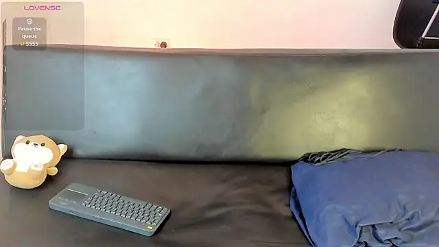 zarek lux online show from 03-27-26, 01:23