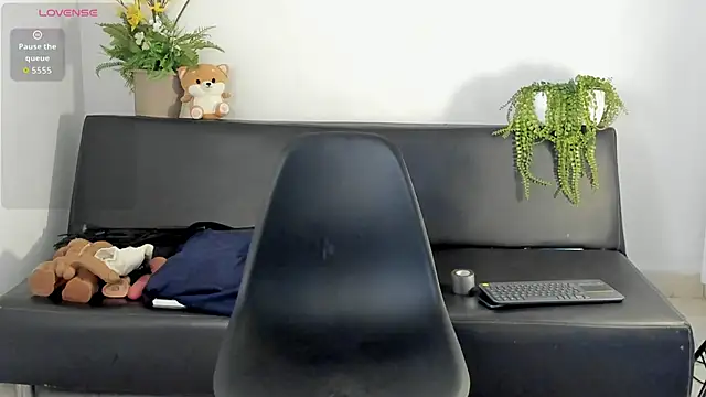 zarek lux online show from 04-01-26, 02:36