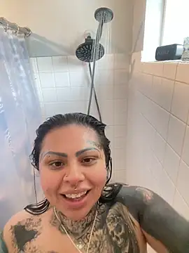 chicanachic13 online show from 04-12-26, 08:23