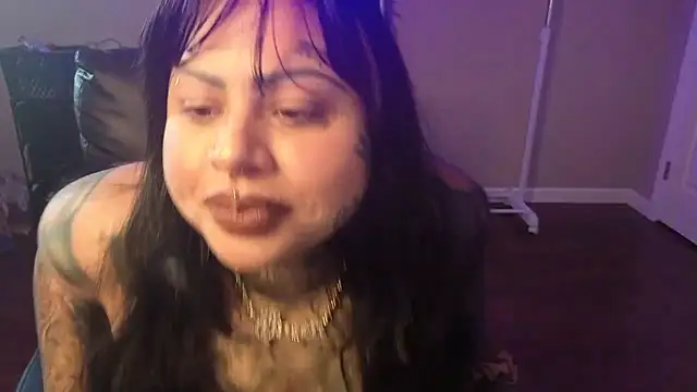 chicanachic13 online show from 05-10-26, 10:11