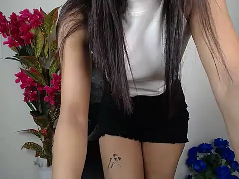 Baby Crushh online show from 10-04-25, 06:37