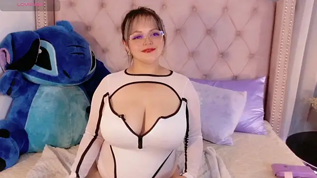 Snapshot of vintoria_cherry chatting on 07-09-26, 11:42 vintoria cherry online show from 07-09-26, 11:42