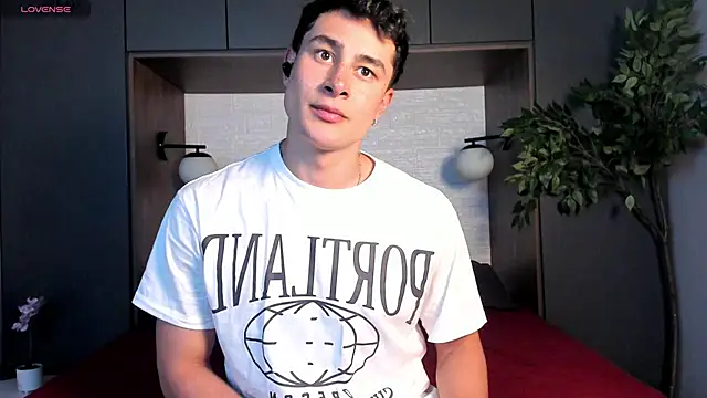 AustinJones  online show from 03-26-26, 07:45