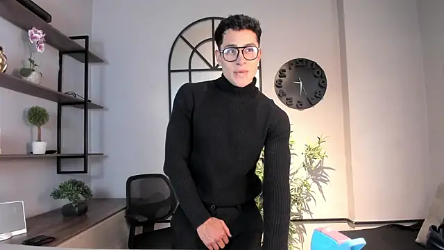 AustinJones  online show from 10-18-25, 07:49