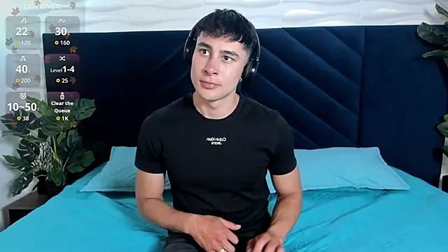 AustinJones  online show from 02-06-26, 07:43