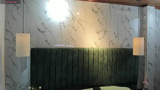 AustinJones  online show from 10-30-25, 07:55