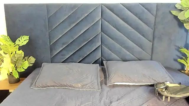 AustinJones  online show from 11-14-25, 08:23