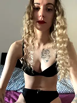 Snapshot of Bianca_XX25 chatting on 11-05-25, 09:01 Bianca XX25 online show from 11-05-25, 09:01