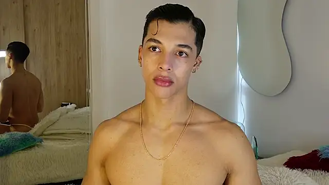 Troye Williams online show from 04-09-26, 12:22