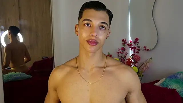 Troye Williams online show from 03-24-26, 12:49