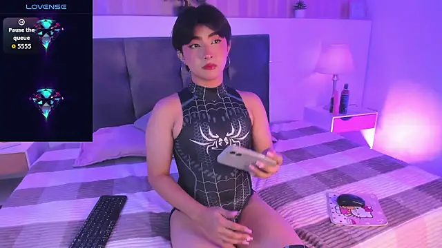 Snapshot of Creamy_Angelo chatting on 09-18-25, 04:37 Creamy Angelo online show from 09-18-25, 04:37