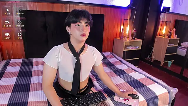 Snapshot of Creamy_Angelo chatting on 10-01-25, 03:55 Creamy Angelo online show from 10-01-25, 03:55