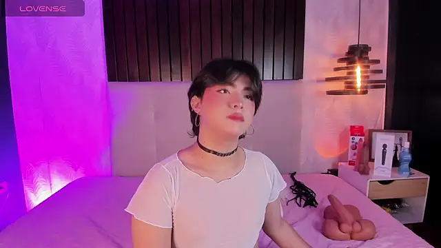 Creamy Angelo online show from 11-29-25, 03:17