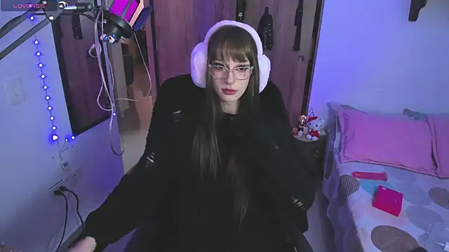 starrraura online show from 12-19-25, 07:49