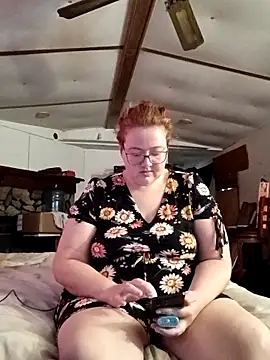 XEmoxkittyx online show from 02-17-26, 06:27