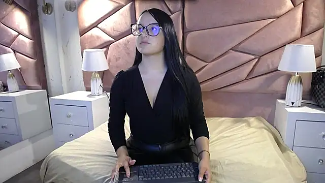 Megan blue5 online show from 10-08-25, 06:52