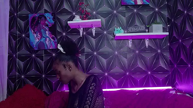 Shantall ks online show from 09-19-25, 04:05