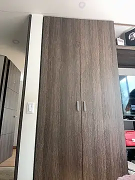 Victoria alson online show from 11-04-25, 02:21