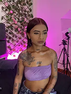 Dirty isabella18 online show from 05-07-26, 07:17
