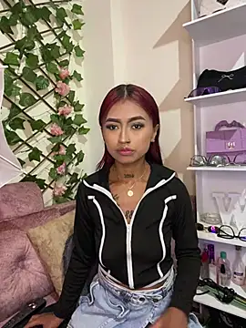 Snapshot of Dirty_isabella18 chatting on 07-17-26, 04:37 Dirty isabella18 online show from 07-17-26, 04:37