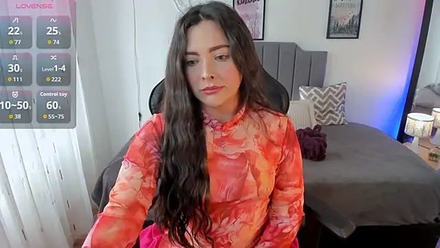 Snapshot of amaia_monet chatting on 10-10-25, 07:58 amaia monet online show from 10-10-25, 07:58