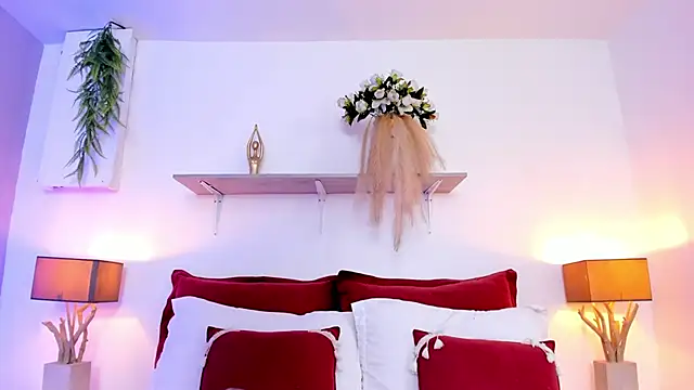 LuciaBenett  online show from 10-31-25, 07:32