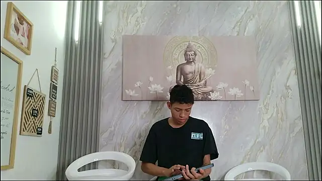 BEAUTY BOYS1 online show from 02-04-26, 07:14