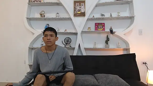 BEAUTY BOYS1 online show from 12-04-25, 07:07