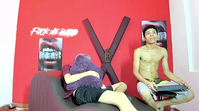 BEAUTY BOYS1 online show from 02-28-26, 10:20