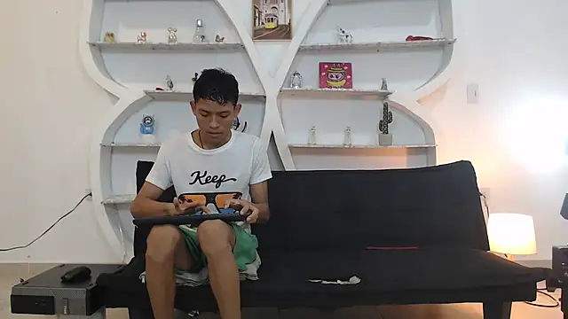 BEAUTY BOYS1 online show from 12-01-25, 08:59