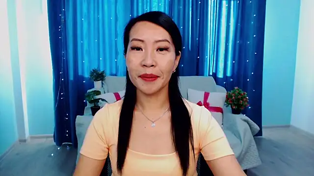 LiaPak online show from 09-25-25, 01:00