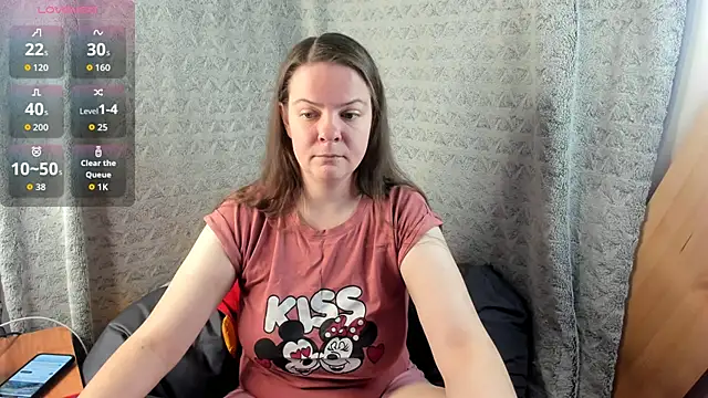 MiaLores online show from 10-14-25, 07:31