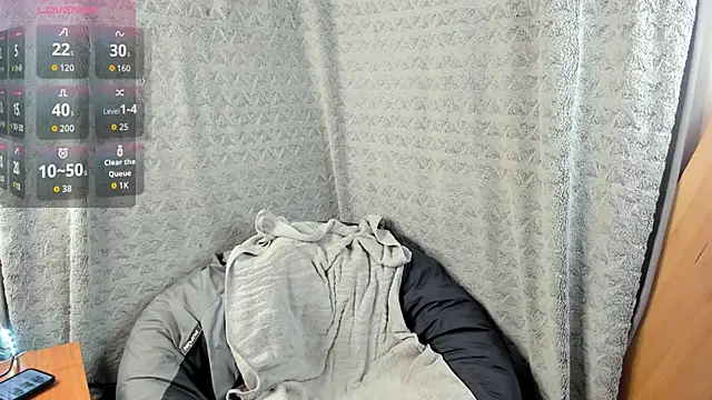 MiaLores online show from 09-25-25, 08:09