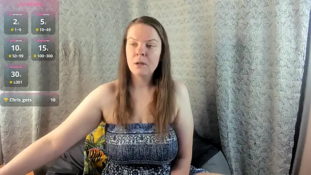 MiaLores online show from 02-11-26, 09:09