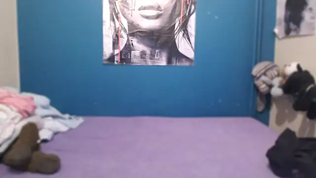 NADINNNE online show from 12-22-25, 09:20