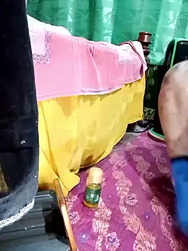 Mistompa24 online show from 12-16-25, 01:59