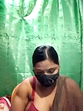 Snapshot of Mistompa24 chatting on 06-05-26, 05:45 Mistompa24 online show from 06-05-26, 05:45