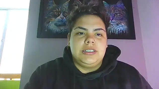 Snapshot of Hailey_Curvy chatting on 10-04-25, 11:23 Hailey Curvy online show from 10-04-25, 11:23