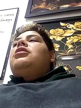 Snapshot of Hailey_Curvy chatting on 09-14-25, 03:29 Hailey Curvy online show from 09-14-25, 03:29