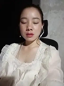 Snapshot of milo123-xx chatting on 06-19-26, 03:18 milo123-xx online show from 06-19-26, 03:18